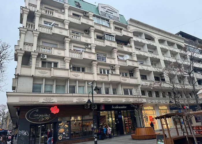 Lijo In Macedonia Sq Skopje